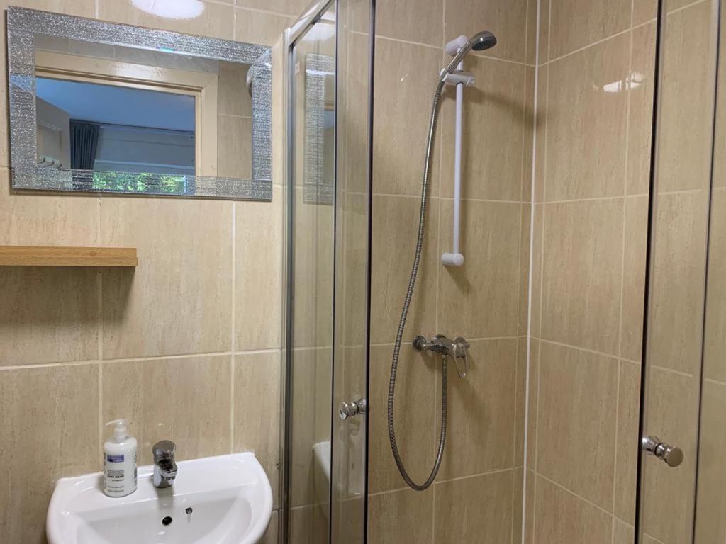 Budget Rooms Ίνβερνες Εξωτερικό φωτογραφία